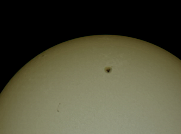 Sun spot 1711 2nd April 2013