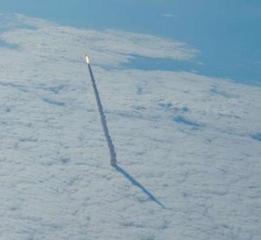 Internet pic of shuttle........cool,
