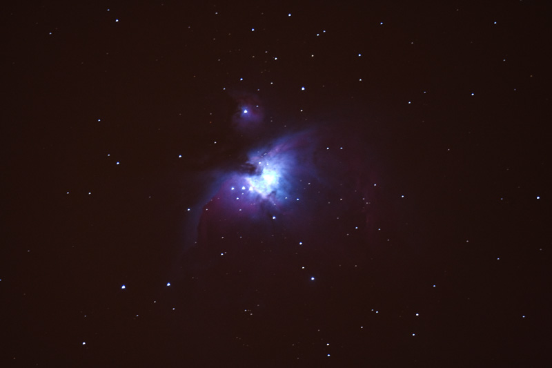 The Orion Nebula
1x 60s, ISO 800, unguided, tweaked in Photoshop

Orion Optics Europa 200 Hi-Lux
EQ5
Canon EOS 350D