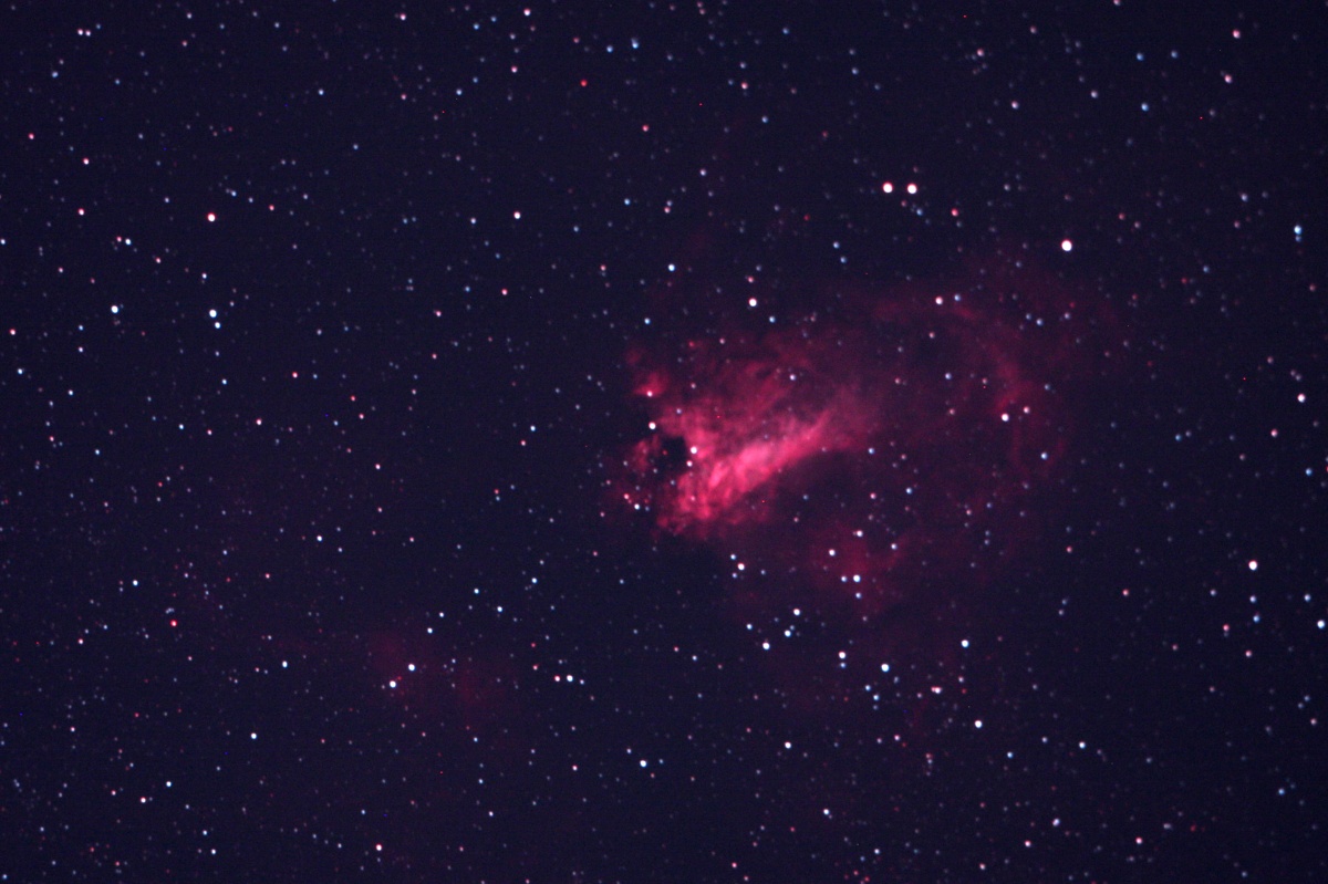 Failand 28.8.11 1st attempt at imaging the swan nebula (unguided)skywatcher 200pds 8"Canon 40dCLS light pollution filter800 asa sub 100 secondsno darksno biasProcessed in photoshop 6