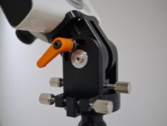 Closeup of the Polarie, cradle & XY-50D integration