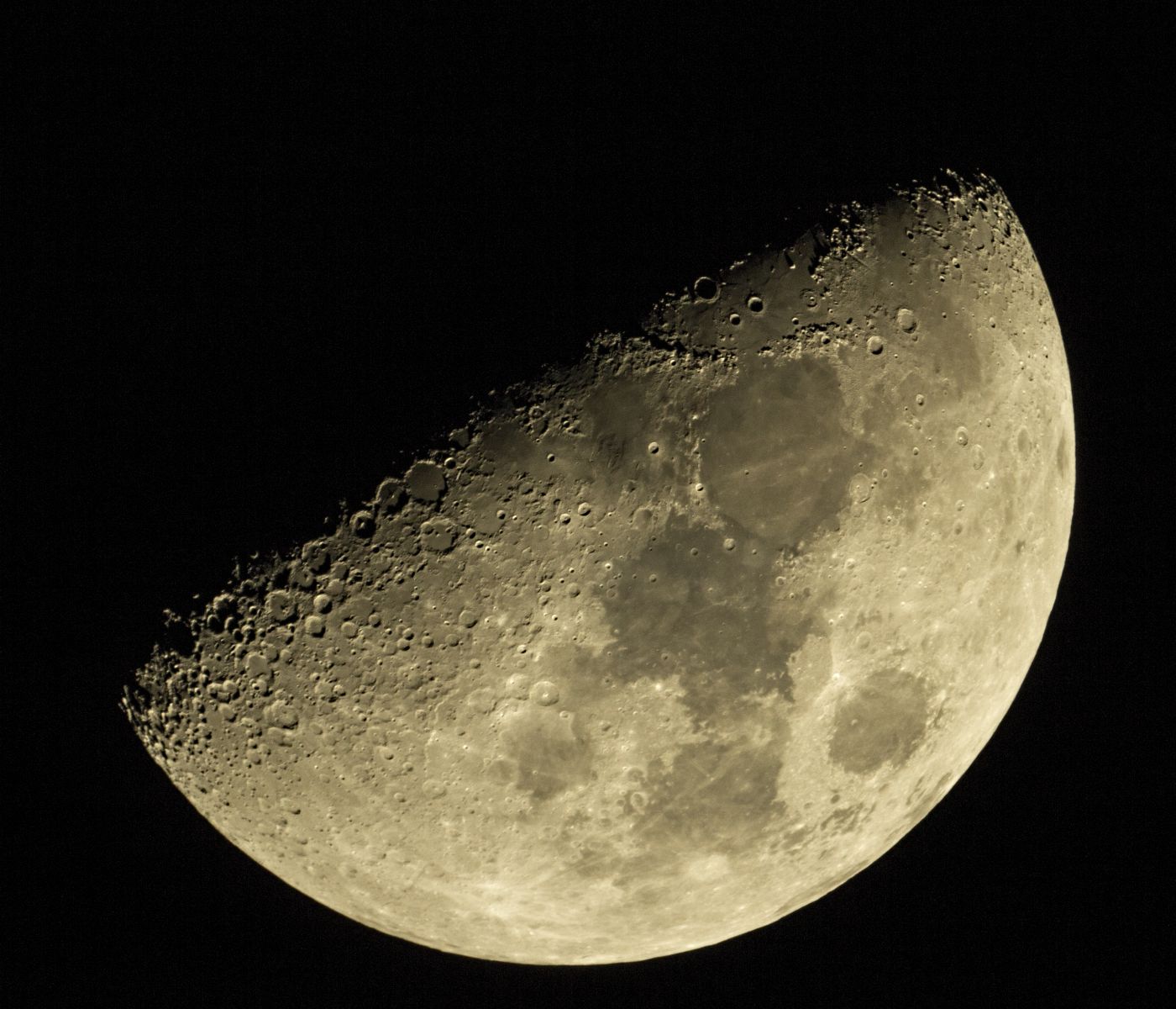 Moon 26 April 2015