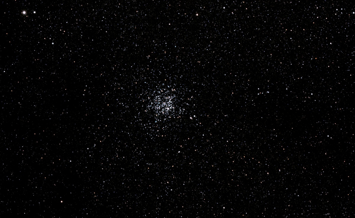 M11 Wild Duck Cluster (edit) 

Object name: M 11 Popular name: Wild Duck Cluster Object type: Open cluster Magnitude: 5.8 W.O. Megrez 120, Canon 450D(unmodified), 30 sec exposures processed and stacked in MaximDL and PS CS4