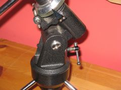 EQ1 motor bolt position