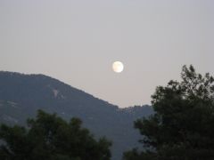 Moonrise over the mountains (september 2011)