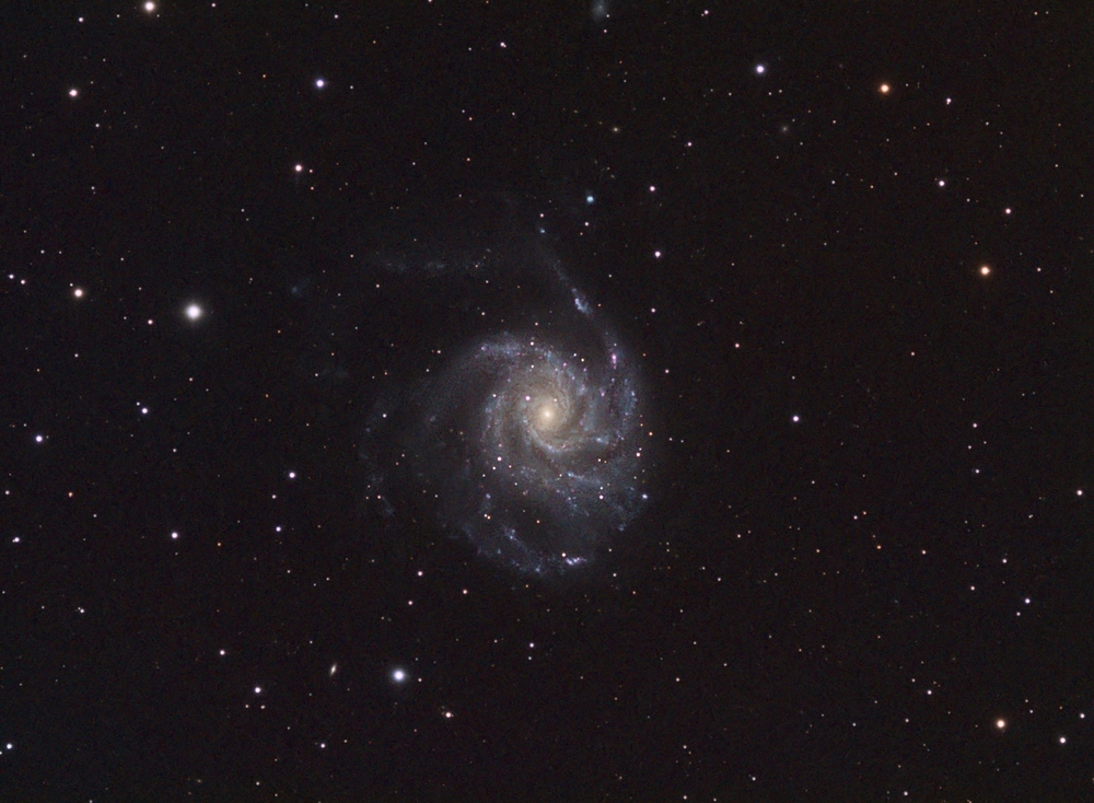 M101 LRGB May 27th 2016.jpg