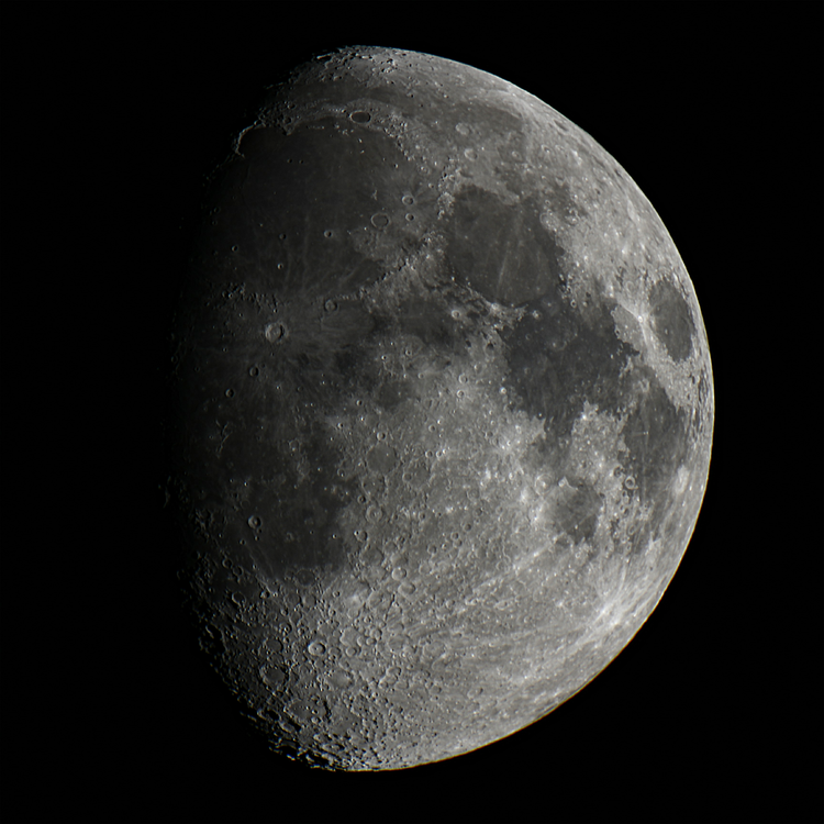 moon 11-10-16 20 lt.png