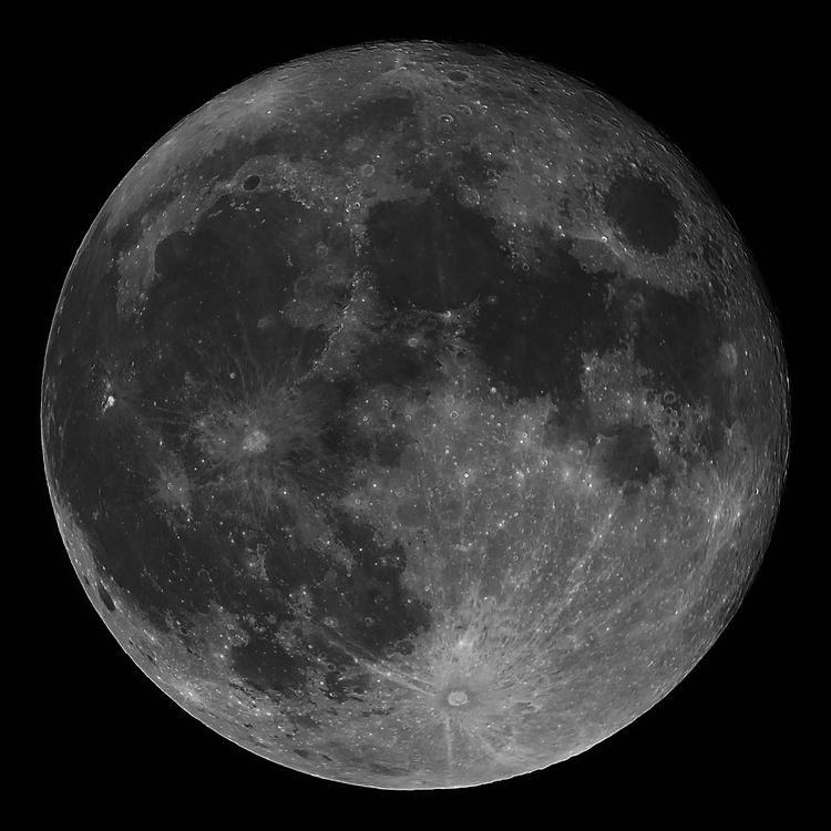 Full moon 12-01-17 mono.png