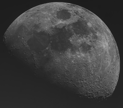 moon4-5-17n17.00mono .png