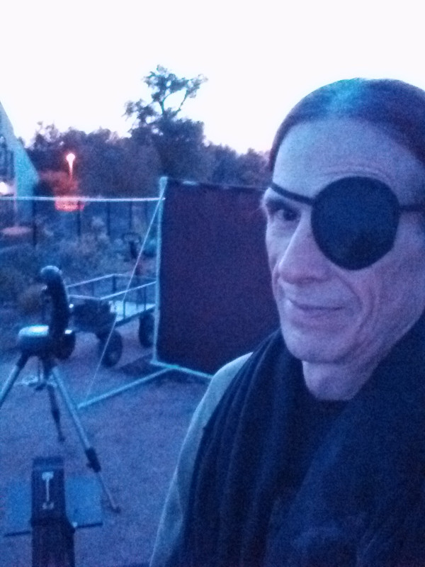Telescope blind with sith astronomer pirate.jpg