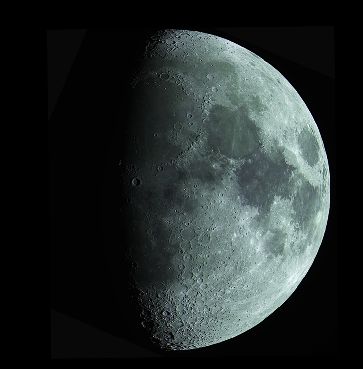 Moon_271217_RGB.jpg