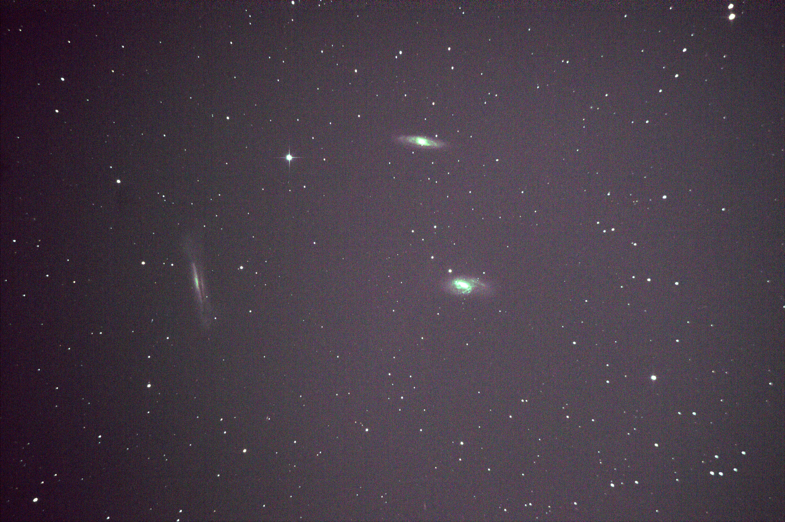 leo_triplet_4min30s_iso800_stacked_stretched_colorbalanced_gimp.png