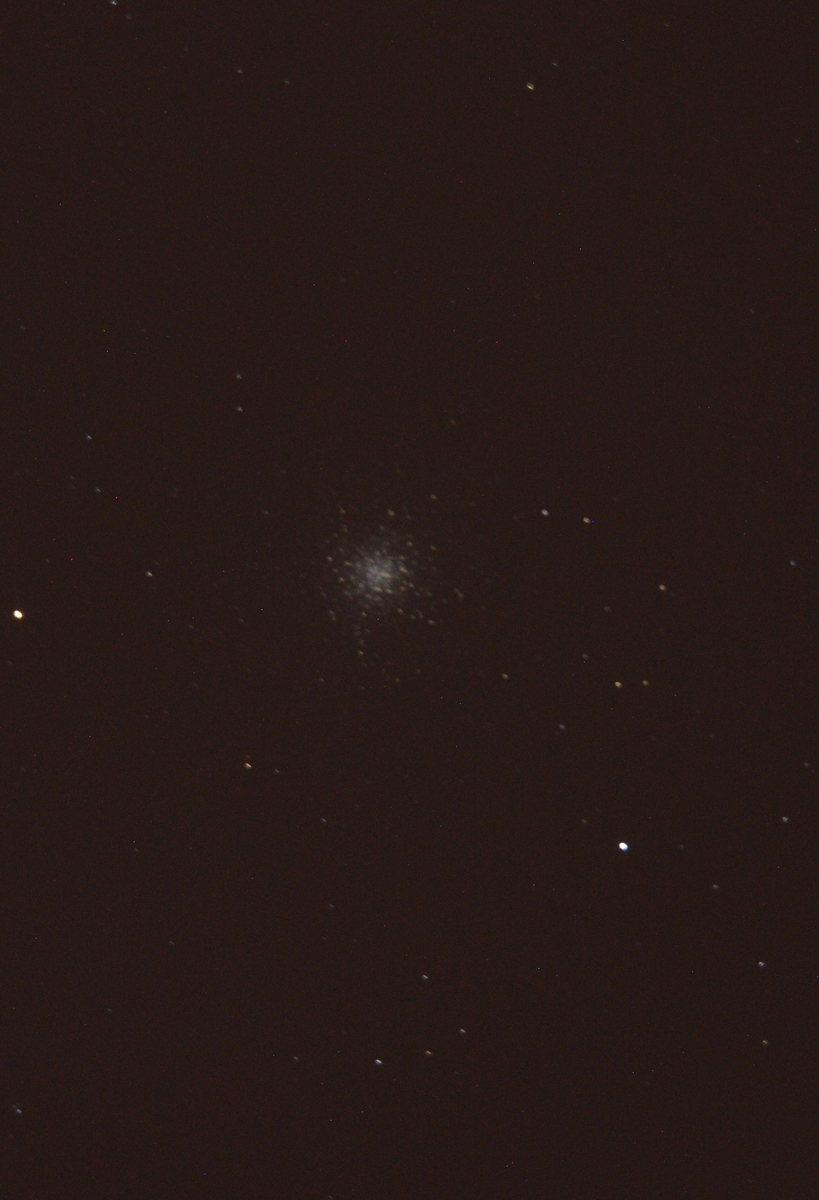M13. Skywatcher 150p and EQ3-2 RA-motor only - unguided. Nikon D3200 30s at ISO 400, prime focus