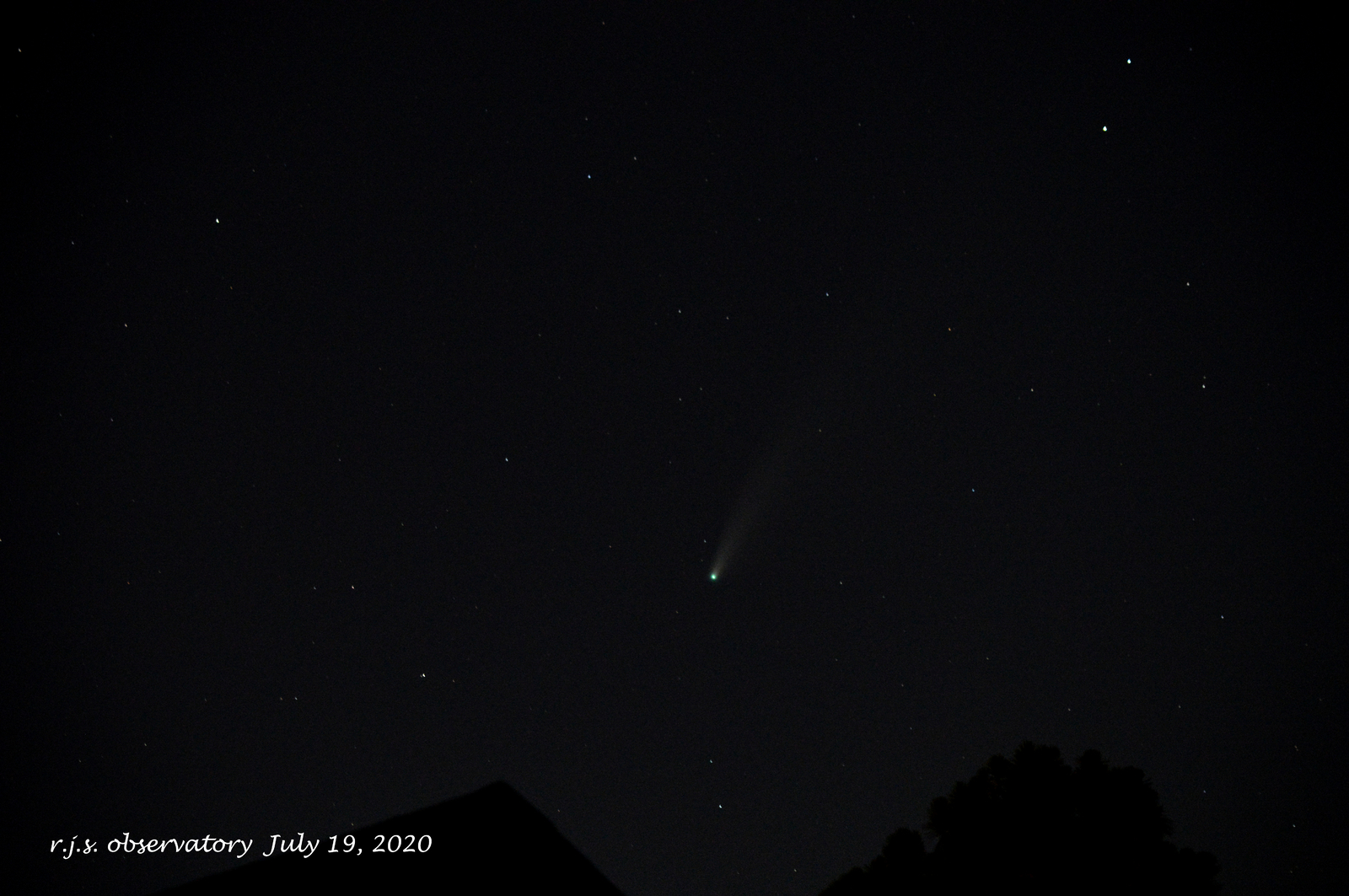 ASTRONOMY - COMET NEOWISE (f5.6, ISO 1600, 5s, 140mm) 7-19-20 FIX.jpg