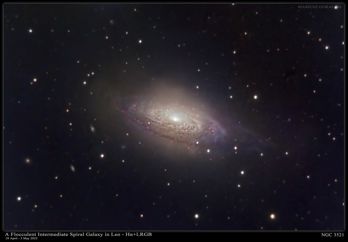 Flocculent Intermediate Spiral Galaxy in Leo - NGC3521